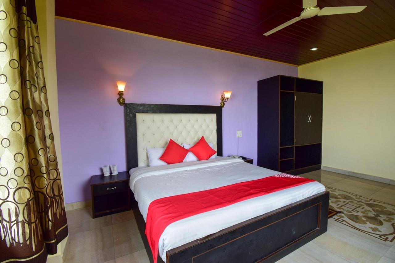 OYO 43476 Vatika Resort Shimla Exteriör bild