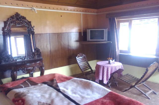 OYO 43476 Vatika Resort Shimla Rum bild