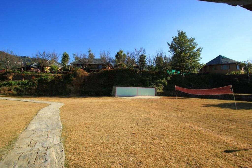 OYO 43476 Vatika Resort Shimla Exteriör bild