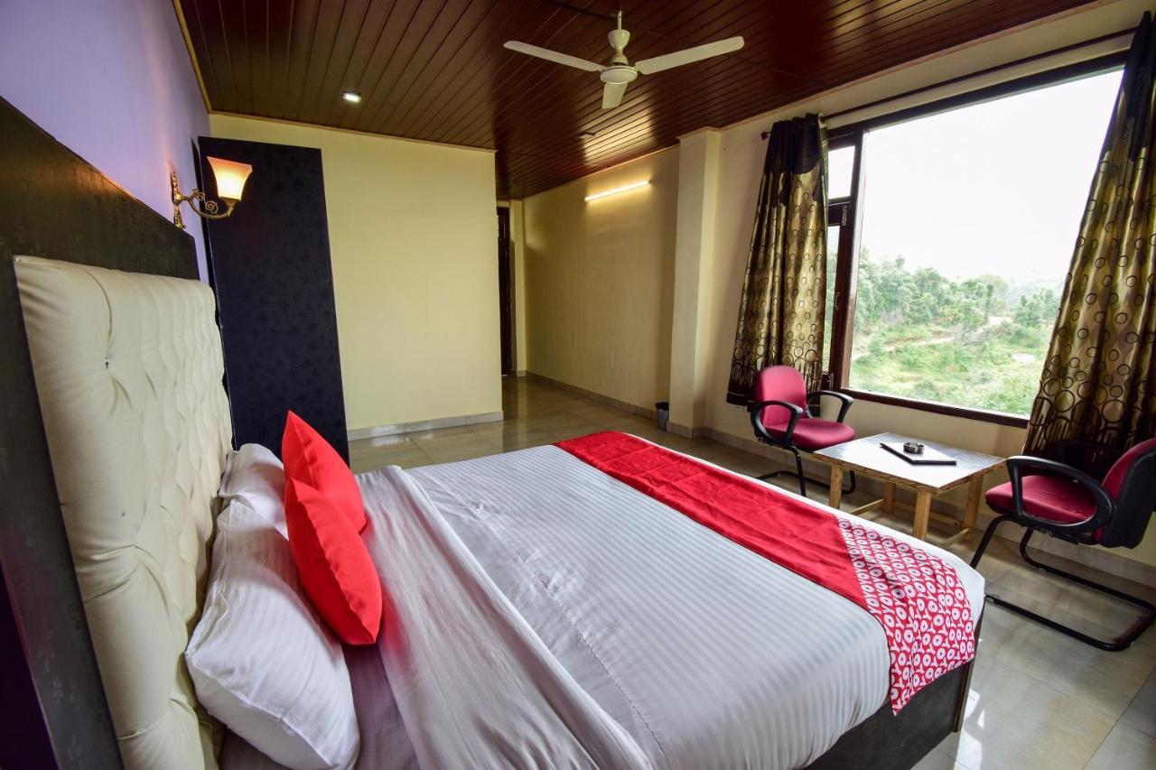 OYO 43476 Vatika Resort Shimla Exteriör bild